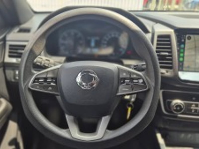 SsangYong Grand Musso 2023 - Imagen 13 de 18