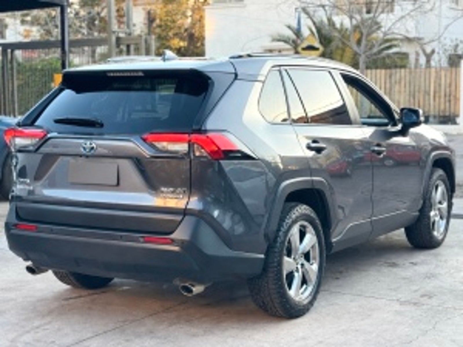 Toyota Rav4 2020 - Foto 4 de 20