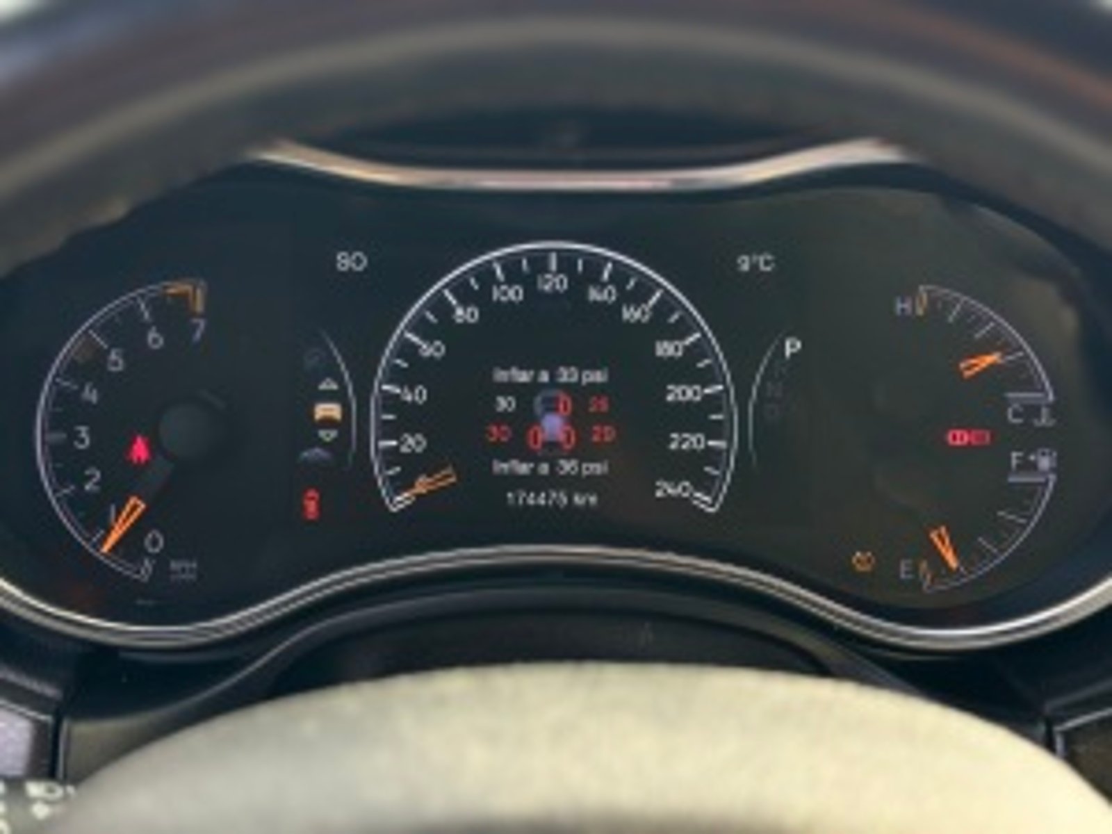 4x4 Único Dueño Jeep Grand Cherokee 2019 - Imagen 17 de 20