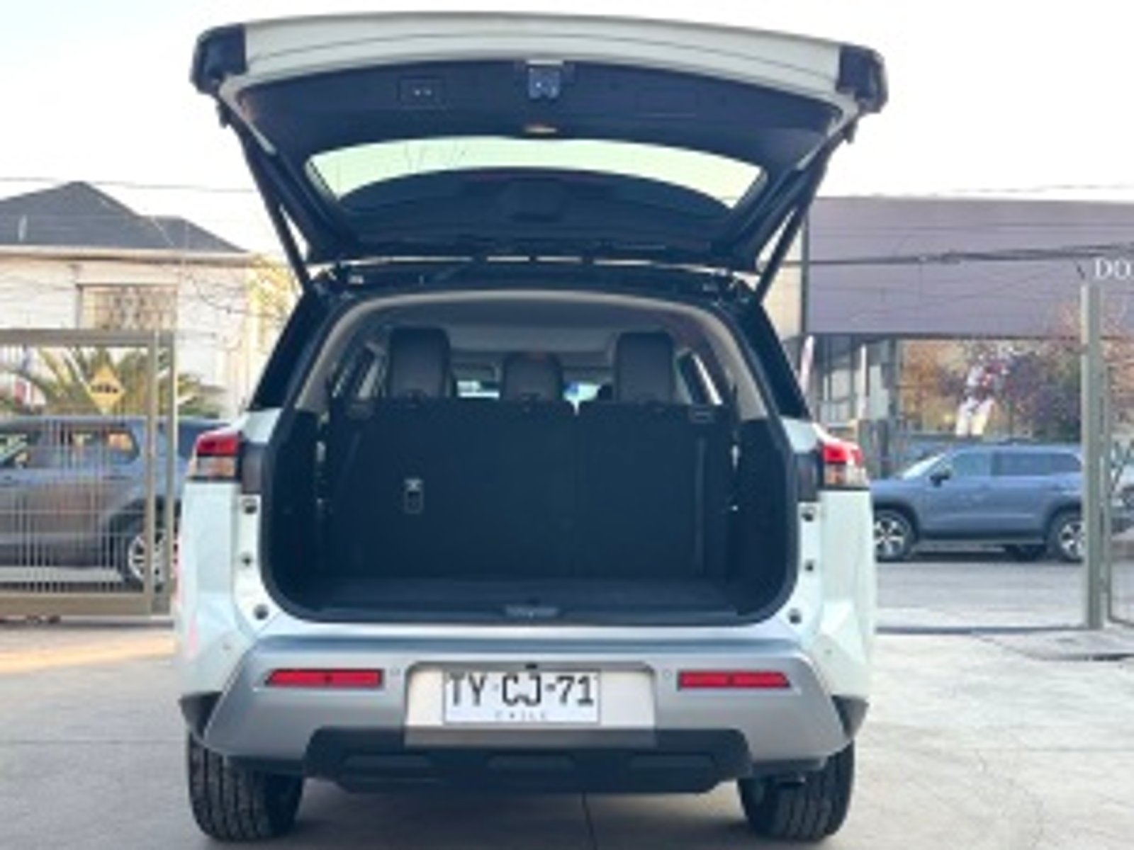 Nissan Pathfinder 2024 - Imagen 8 de 20