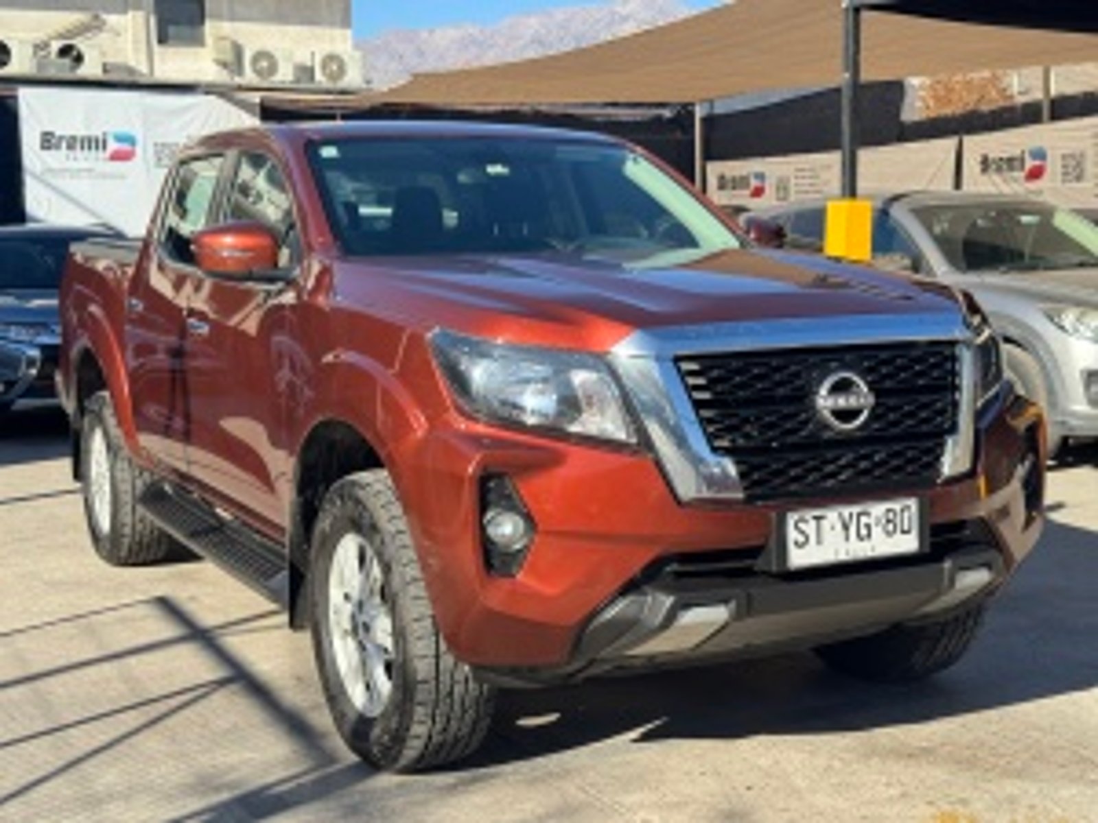 4x4 Único Dueño Nissan Navara 2023 - Imagen 3 de 20