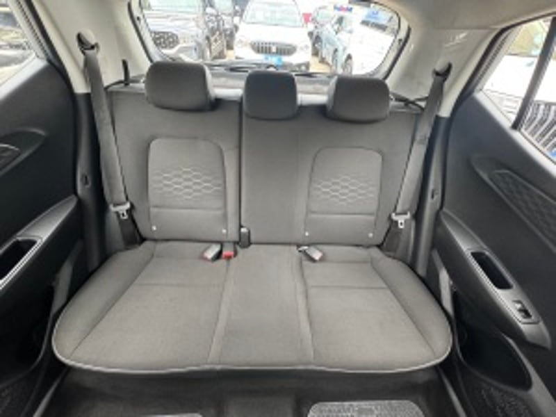 Hyundai Grand I10 2022 - Imagen 15 de 20