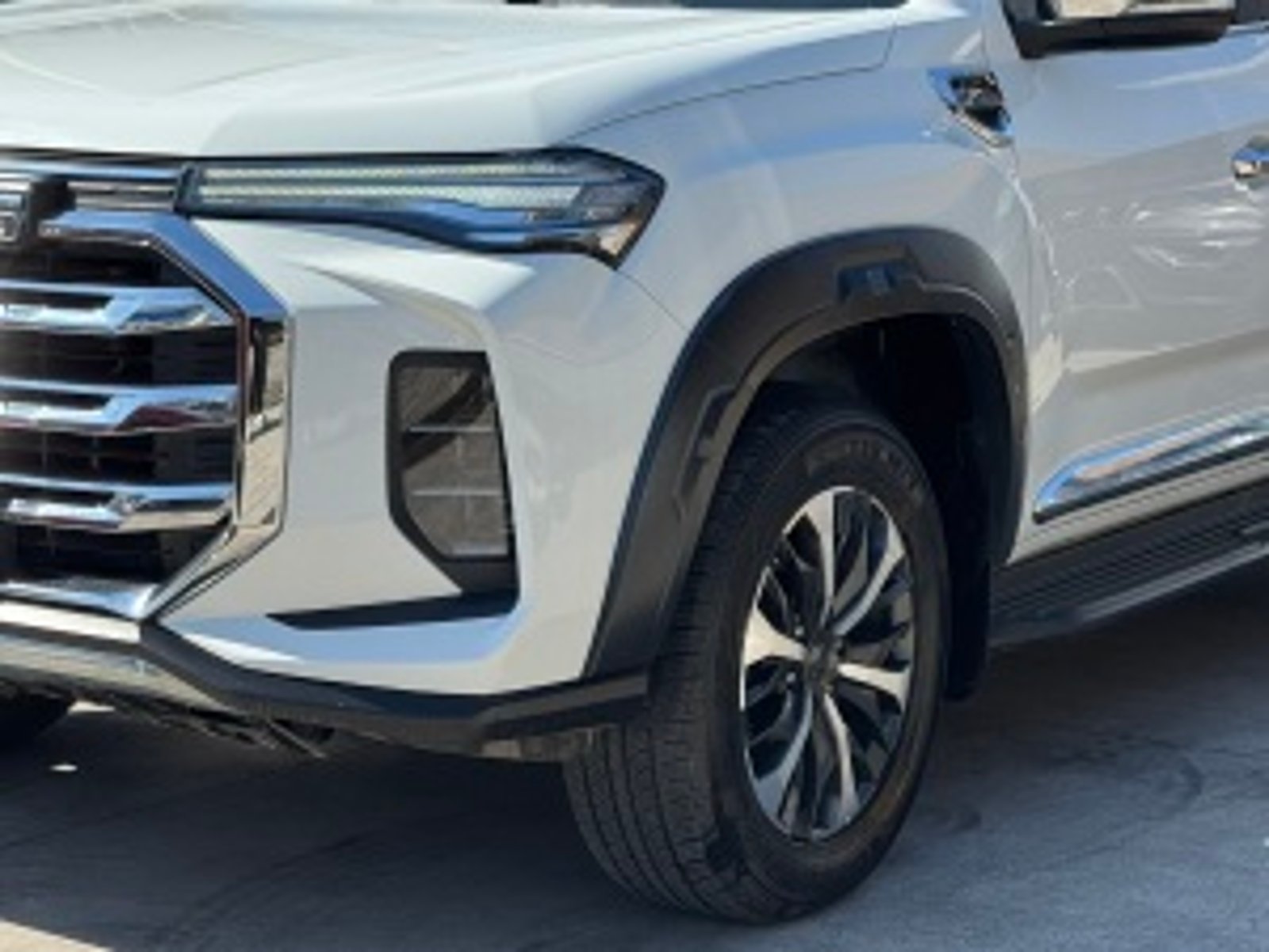 Maxus T90 4X4 2.0 AT 2023 - Imagen 16 de 20