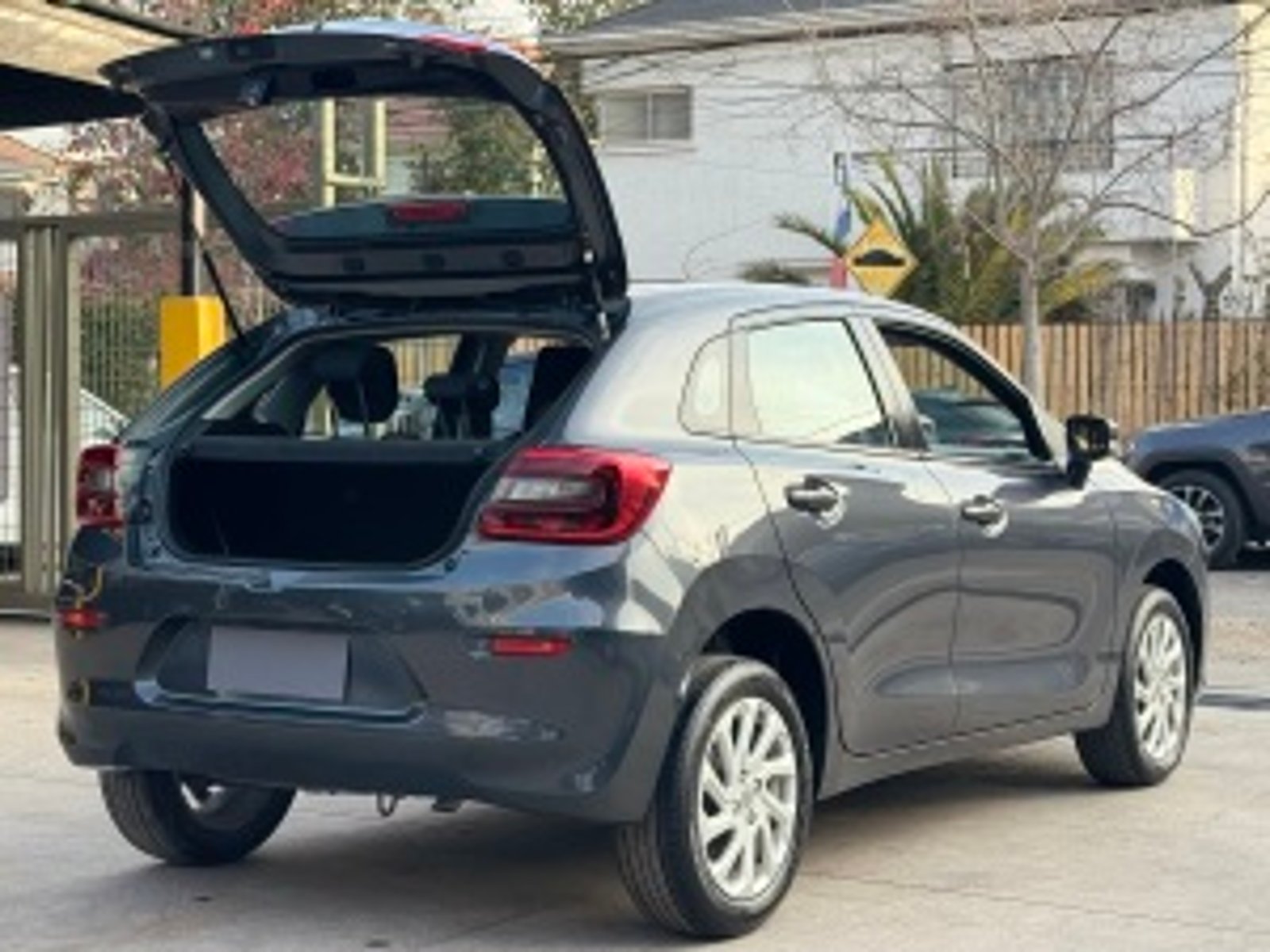 Suzuki Baleno 2024 - Imagen 8 de 20