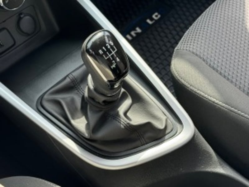 Chevrolet Onix 2023 - Imagen 7 de 20