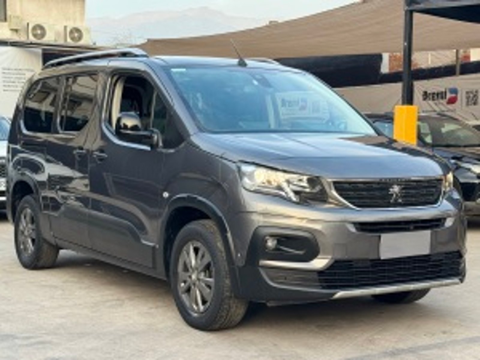 Peugeot Rifter 2022 - Foto 3 de 20
