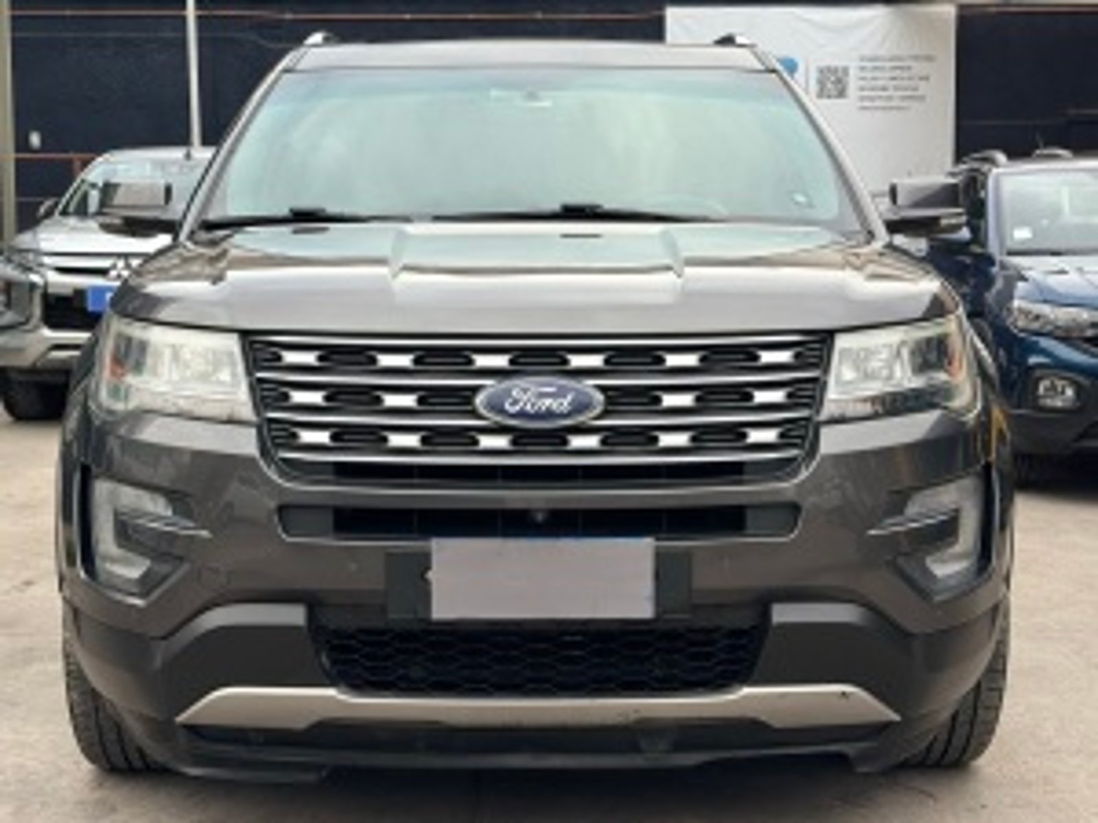 Ford Explorer 2017 - Foto 2 de 20