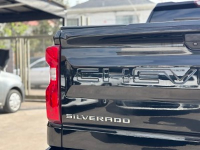 Chevrolet Silverado 2021 - Imagen 15 de 20