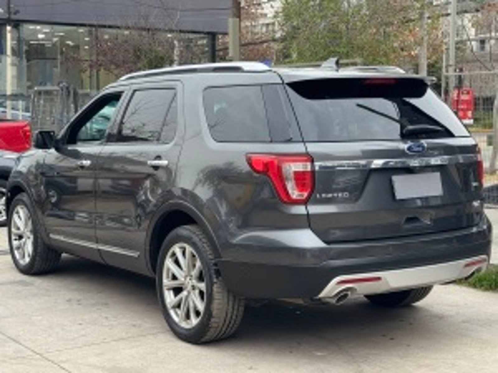 Ford Explorer 2017 - Imagen 6 de 20