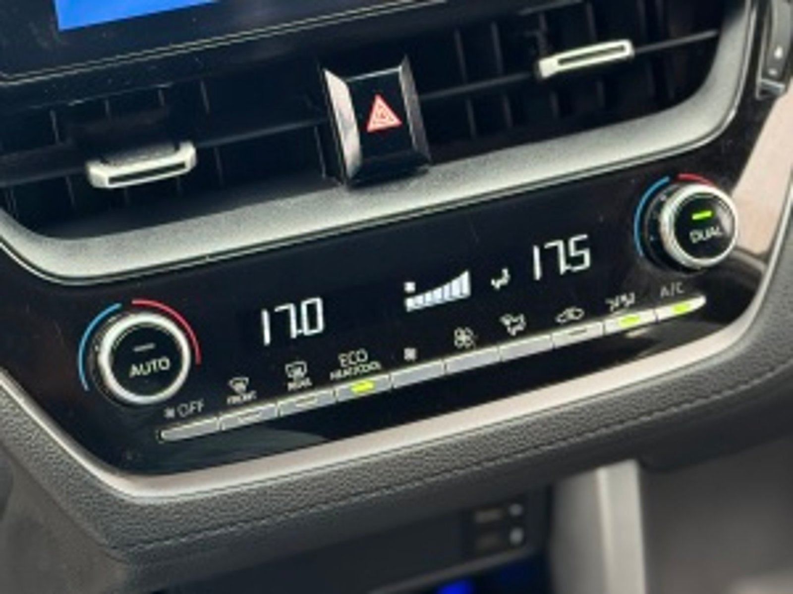 Toyota Corolla Cross 2023 - Imagen 14 de 20