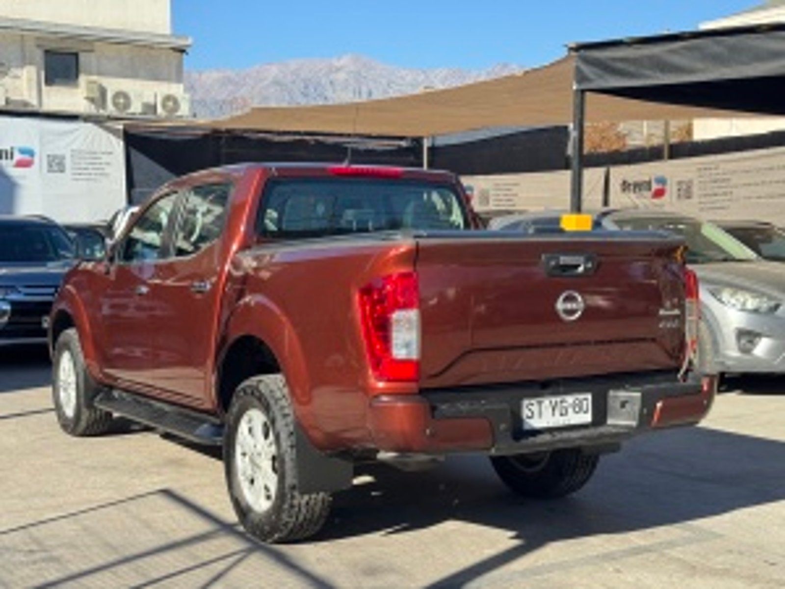 4x4 Único Dueño Nissan Navara 2023 - Imagen 6 de 20