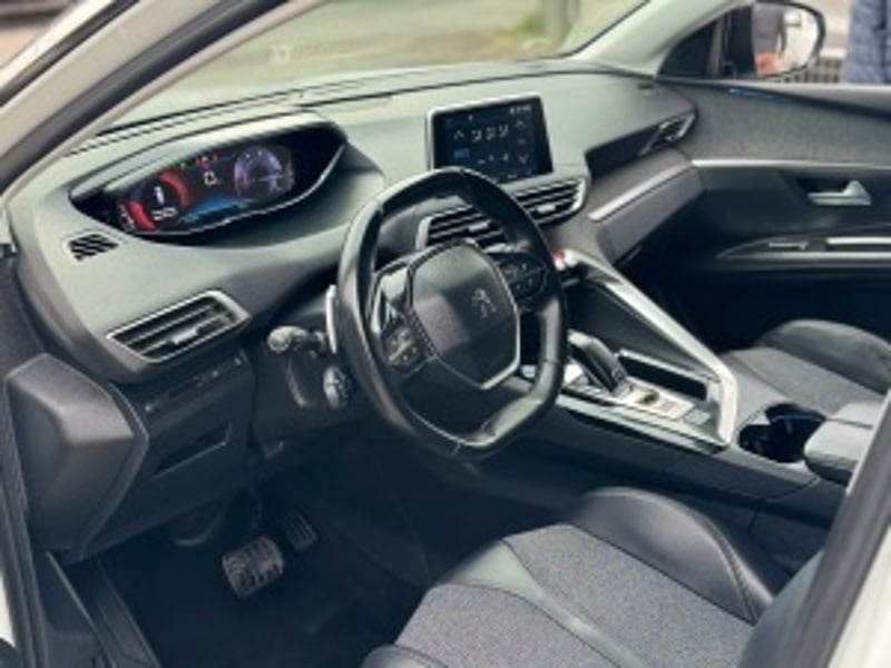 Peugeot 5008 2019 - Imagen 17 de 20