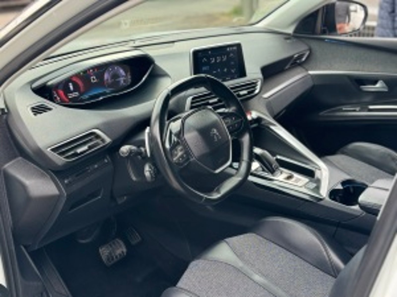 Peugeot 5008 2019 - Imagen 17 de 20