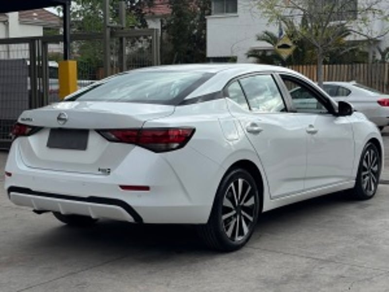 Nissan Sentra 2023 - Imagen 4 de 20