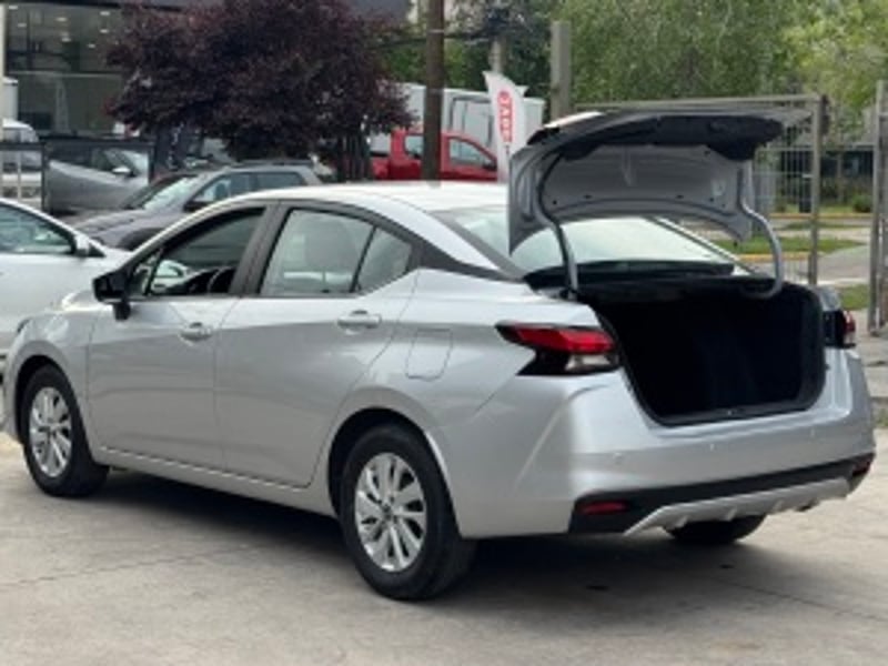 Nissan Versa 2024 - Imagen 8 de 20