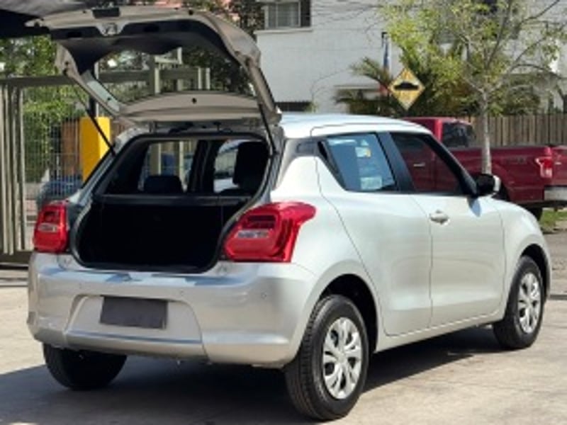 Suzuki Swift 2024 - Imagen 8 de 20