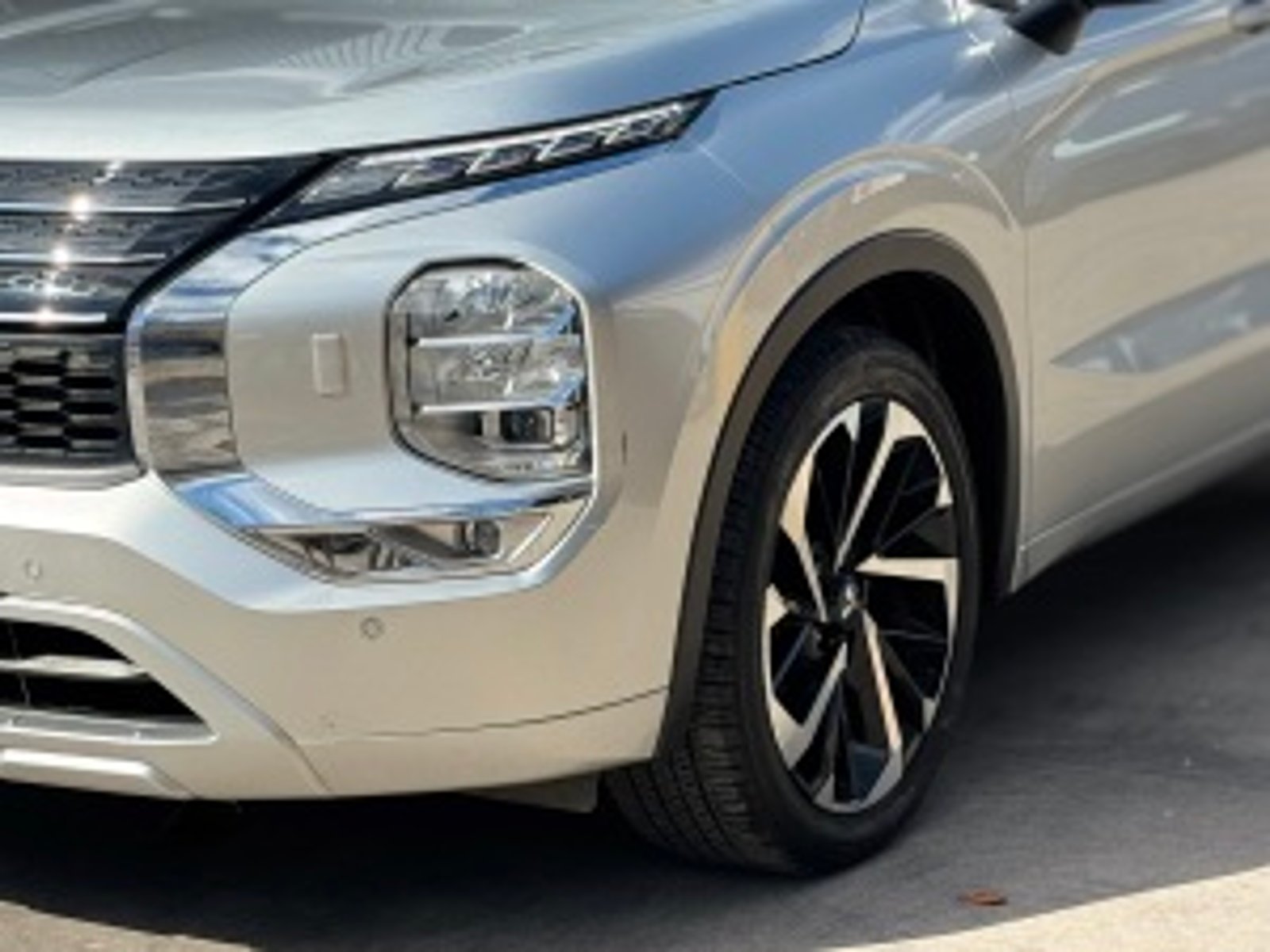 4x4 Único Dueño Mitsubishi Outlander 2024 - Imagen 11 de 20