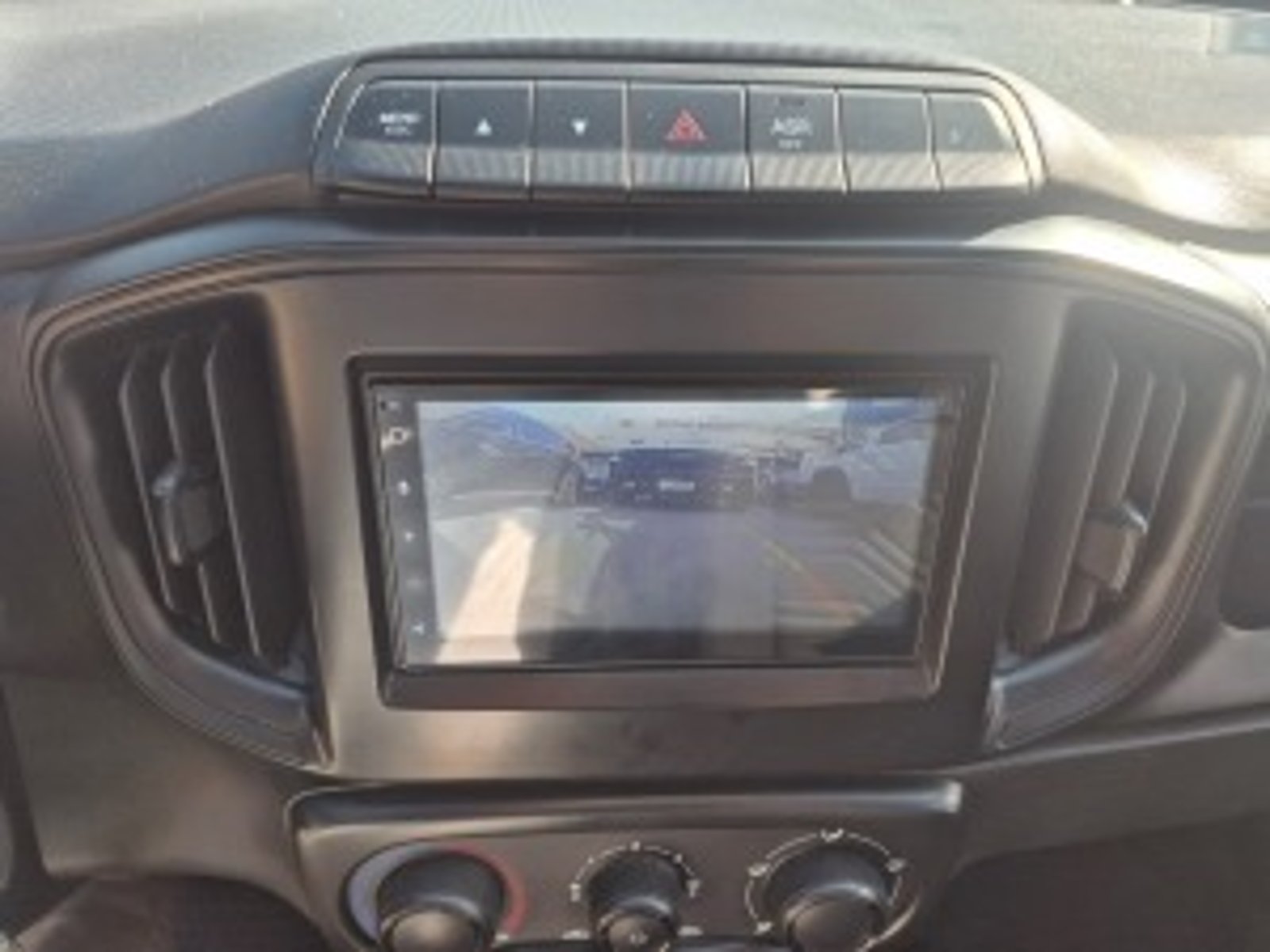 RAM VAN 700 2024 - Imagen 13 de 19