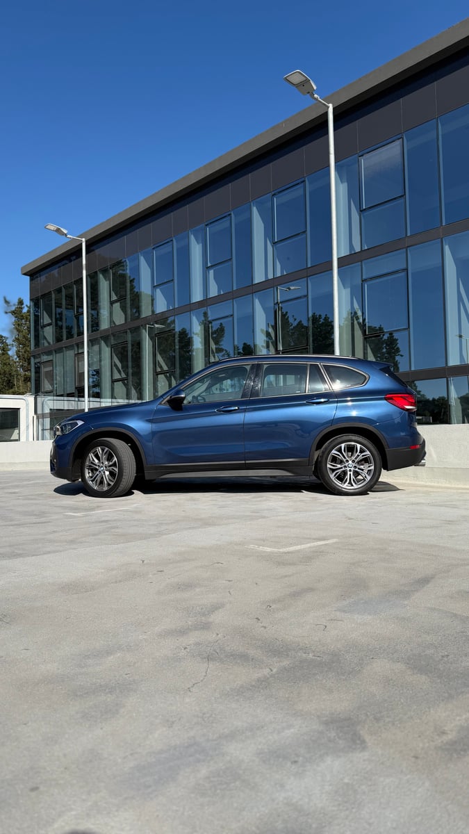 BMW X1 SDrive18D Diésel 2.0 2022 - Imagen 6 de 10