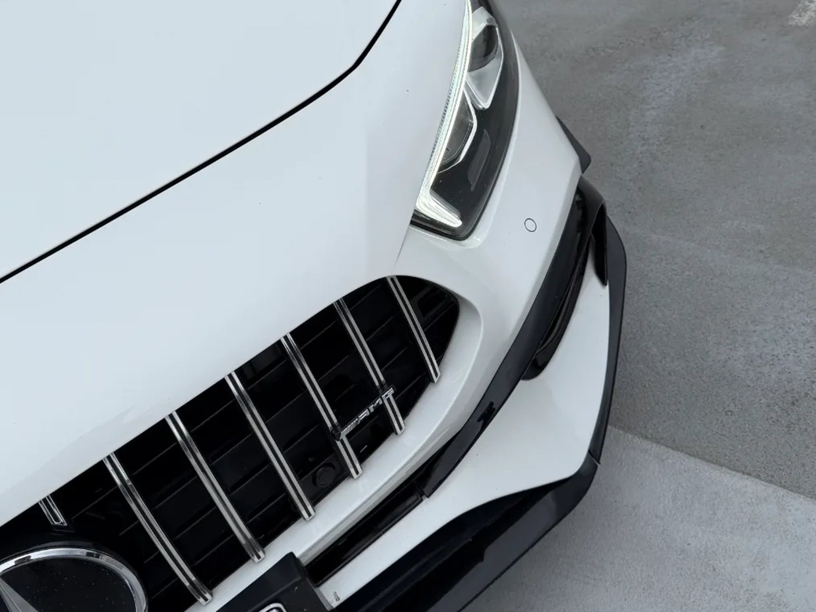 Mercedes-Benz A35 AMG 2023 - Foto 4 de 14