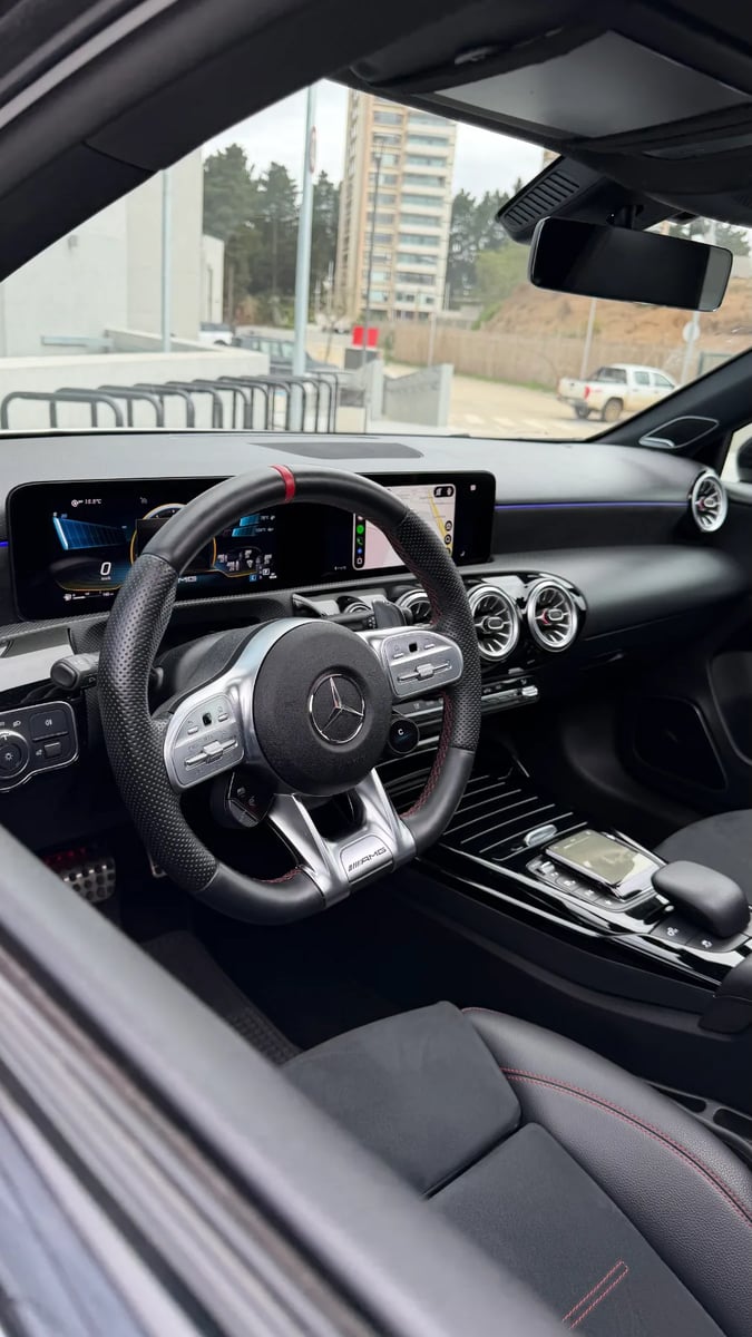 Mercedes-Benz A35 AMG 2023 - Imagen 13 de 14