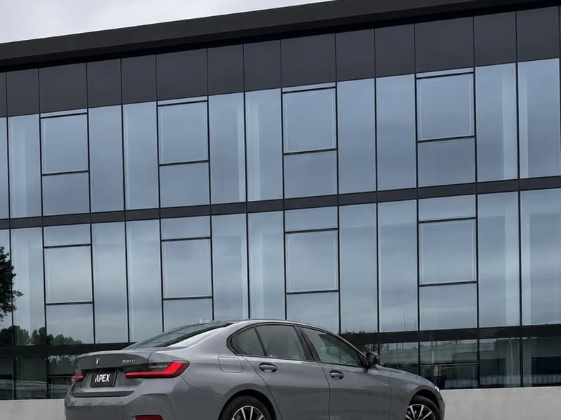 BMW 320i Urban LCI 2 2023 - Imagen 4 de 12