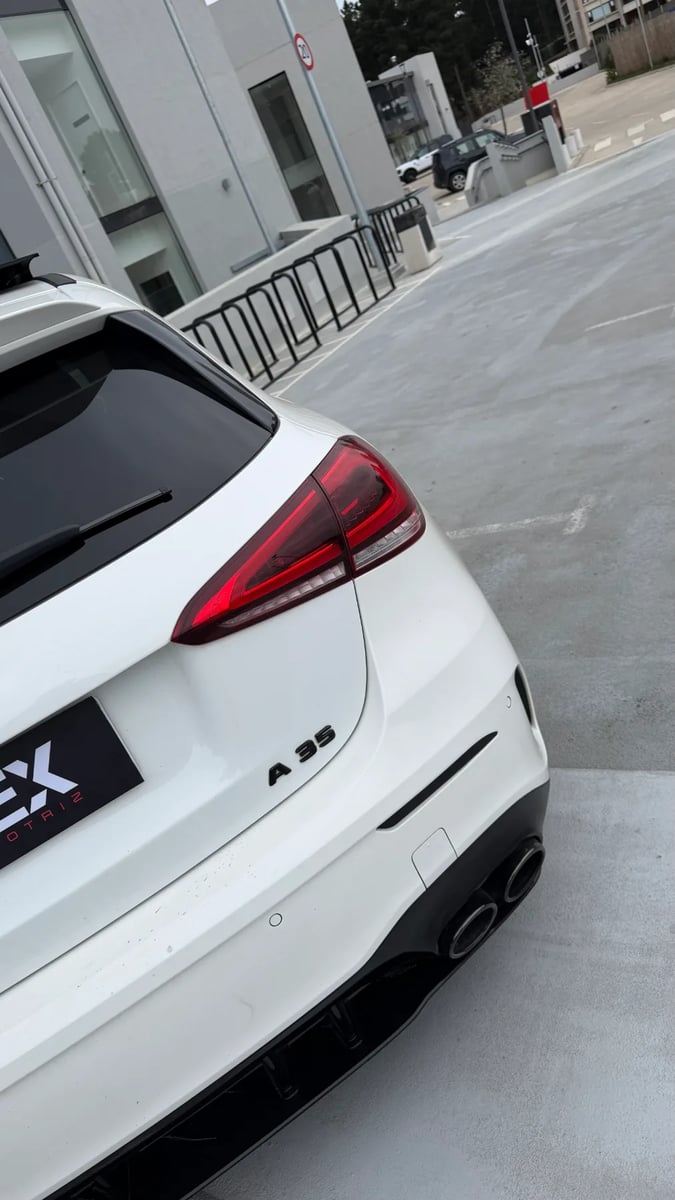 Mercedes-Benz A35 AMG 2023 - Imagen 12 de 14