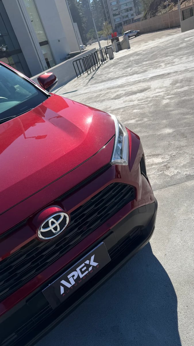 Toyota RAV4 LE MT 2020 - Imagen 7 de 9