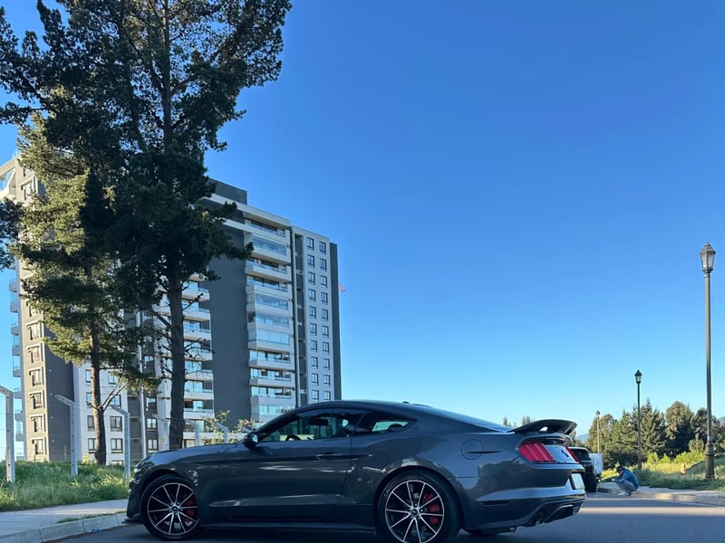 Ford Mustang Premium 2.3 2016 - Imagen 6 de 11
