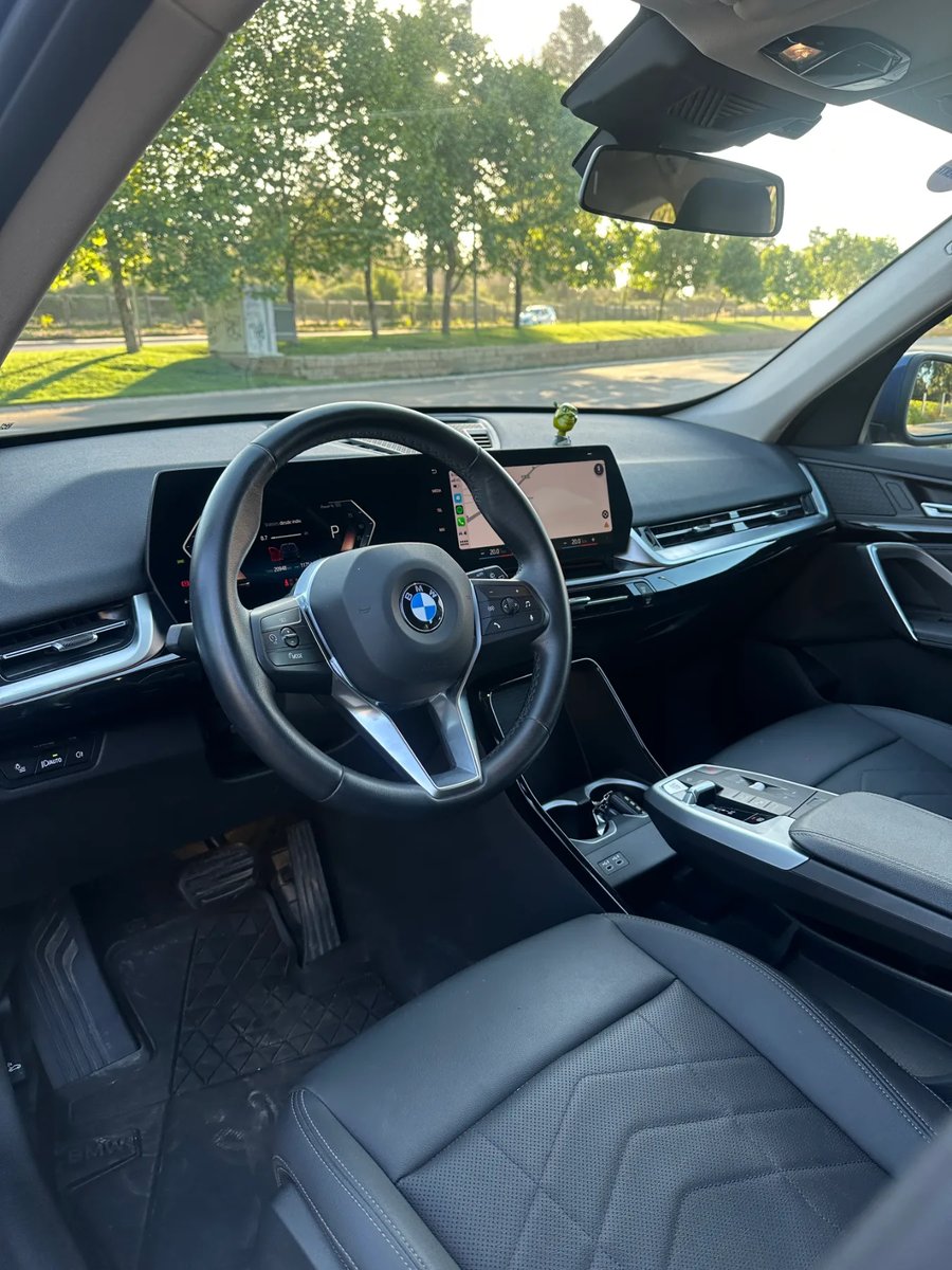 BMW X1  2.0 SDrive18d Confort 2023 - Imagen 10 de 12