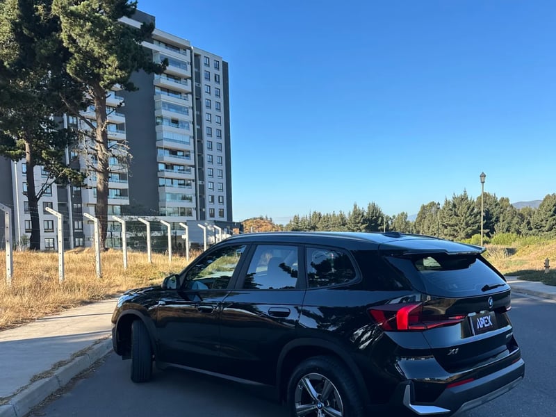 BMW X1  SDRIVE 18i 1.5 2023 - Imagen 10 de 15
