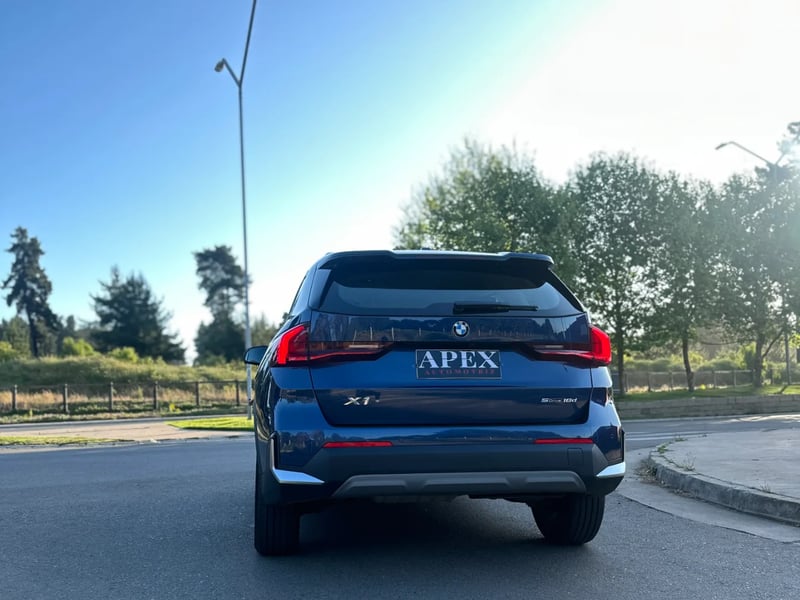 BMW X1  2.0 SDrive18d Confort 2023 - Imagen 5 de 12