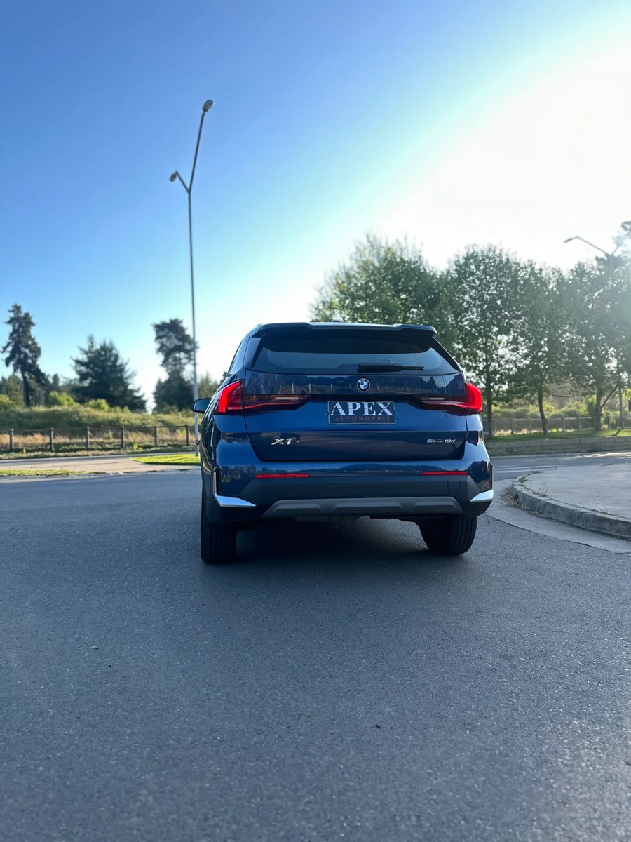 BMW X1  2.0 SDrive18d Confort 2023 - Imagen 5 de 12