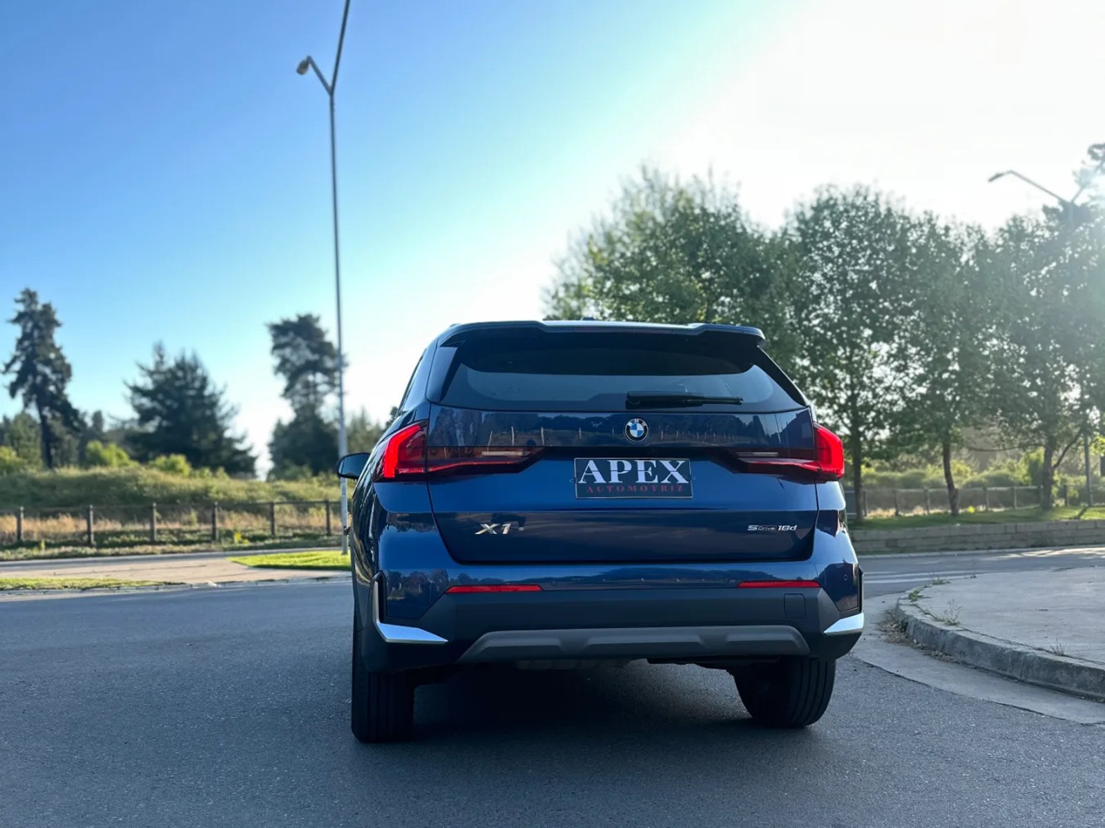 BMW X1  2.0 SDrive18d Confort 2023 - Foto 5 de 12