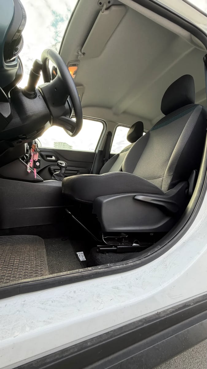 Citroën C3 Feel 1.6 VTi 115 AT6 2025 - Imagen 8 de 9