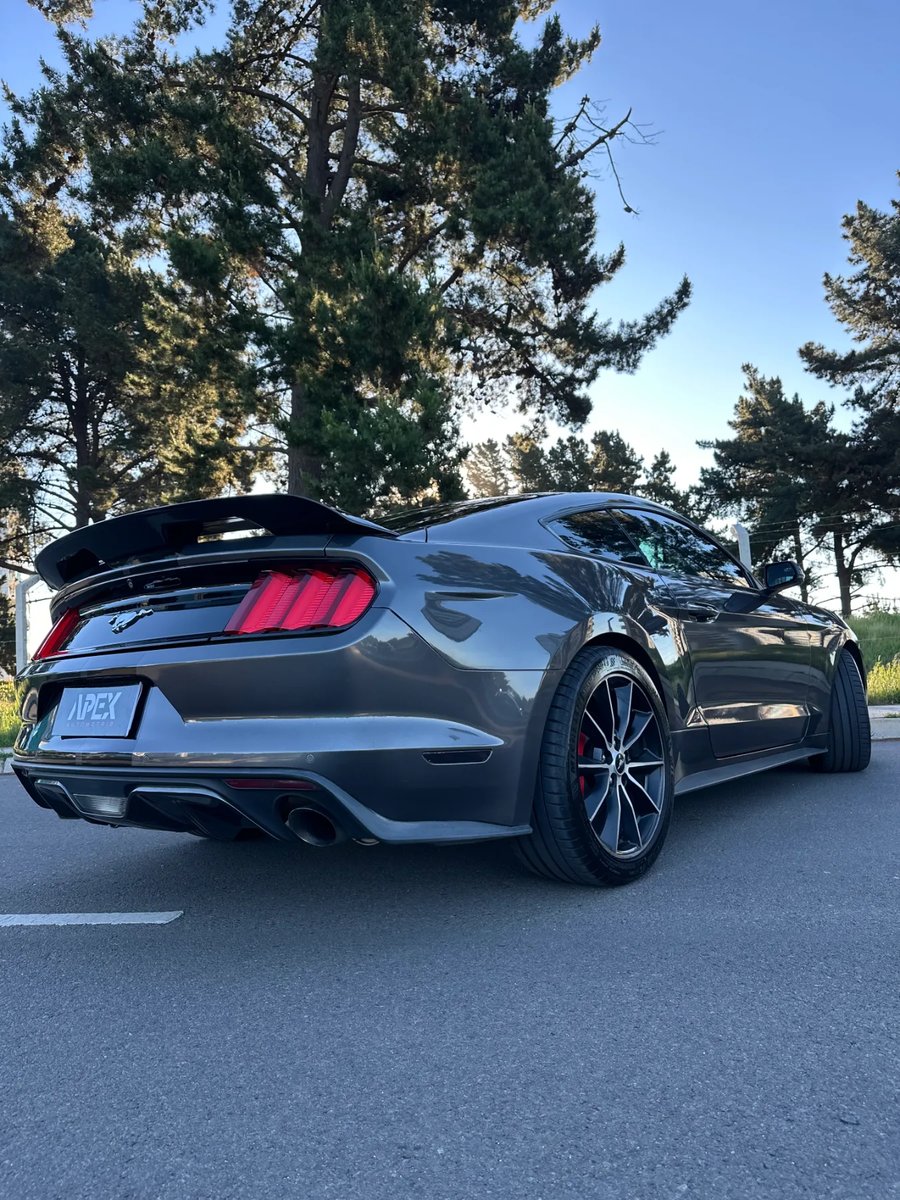 Ford Mustang Premium 2.3 2016 - Imagen 7 de 11