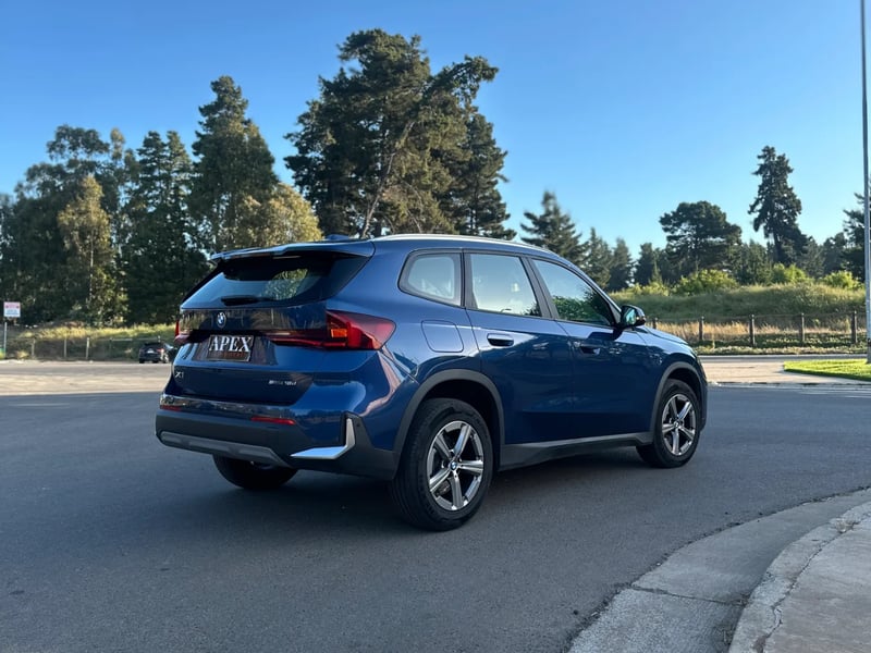 BMW X1  2.0 SDrive18d Confort 2023 - Imagen 7 de 12