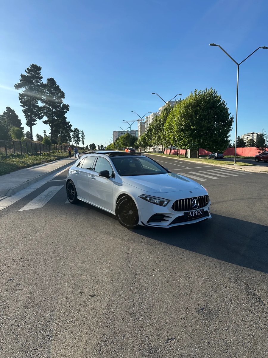 Mercedes-Benz A250 AMG 2021 - Imagen 4 de 15