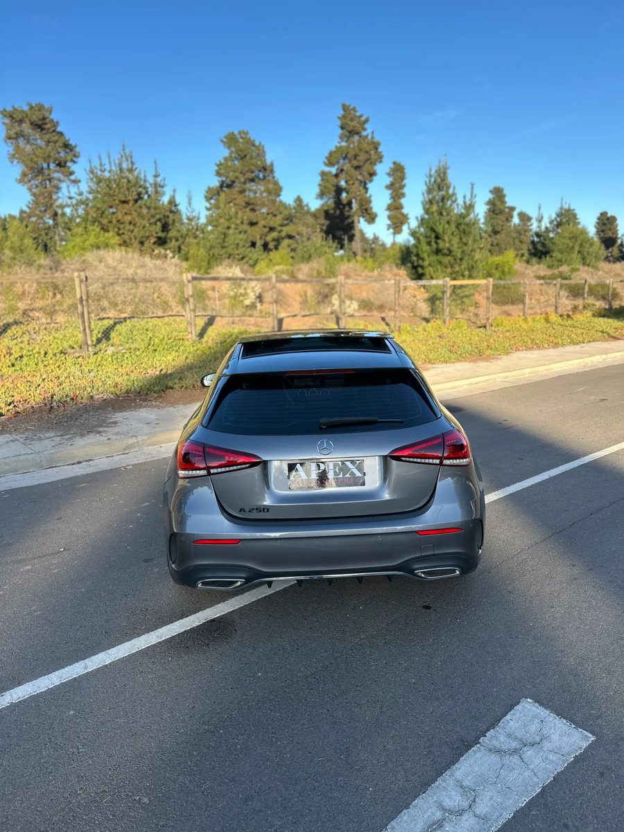 Mercedes-Benz 2.0 DCT AMG Line 2019 - Imagen 11 de 16