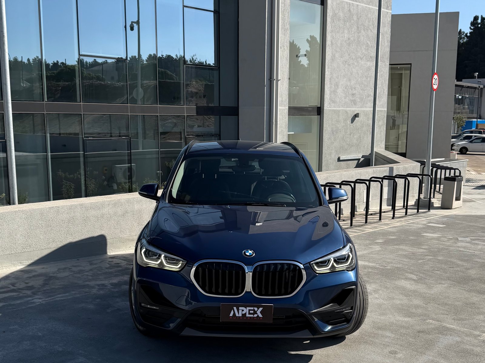 BMW X1 SDrive18D Diésel 2.0 2022 - Foto 3 de 10