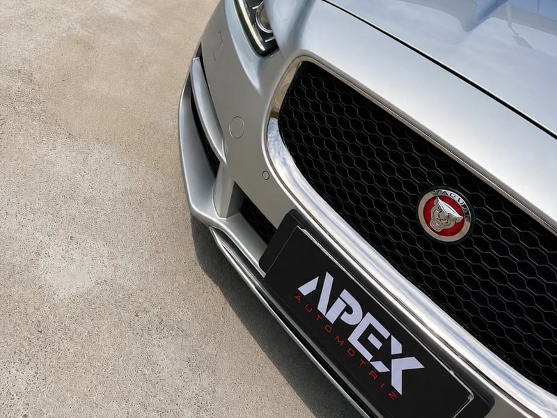 Jaguar XE 250PS Prestige 2018 - Imagen 9 de 12