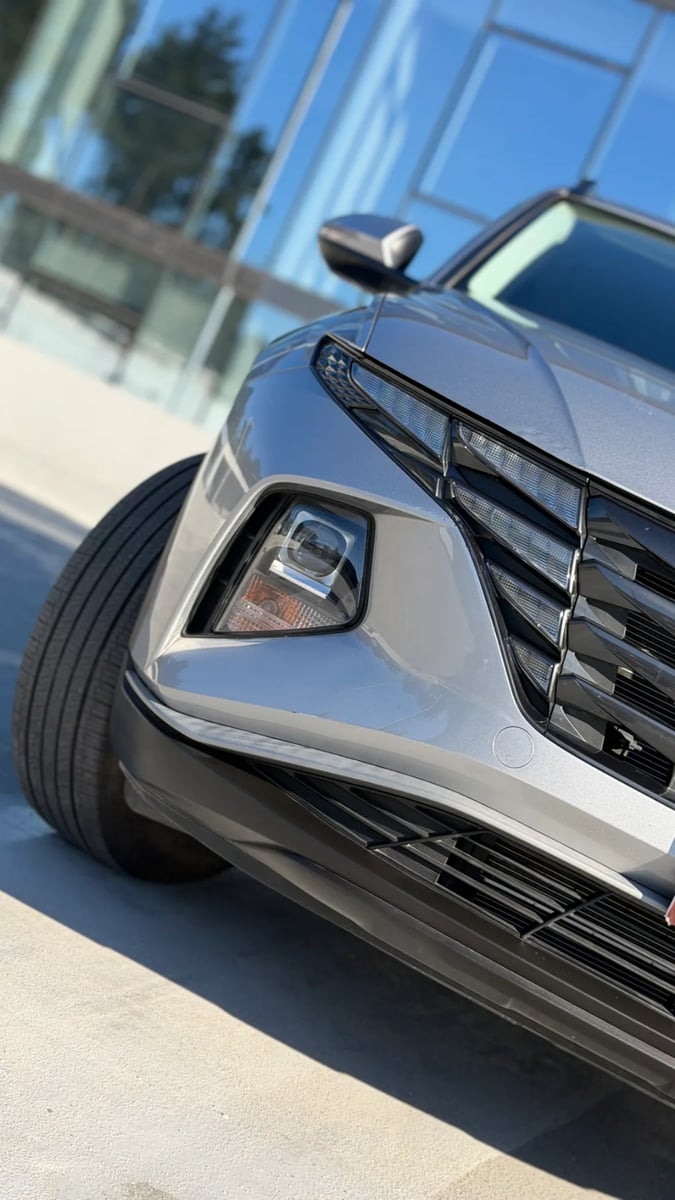 Hyundai TUCSON NX4 GDI 7DCT 1.6 TURBO 2023 - Imagen 8 de 18