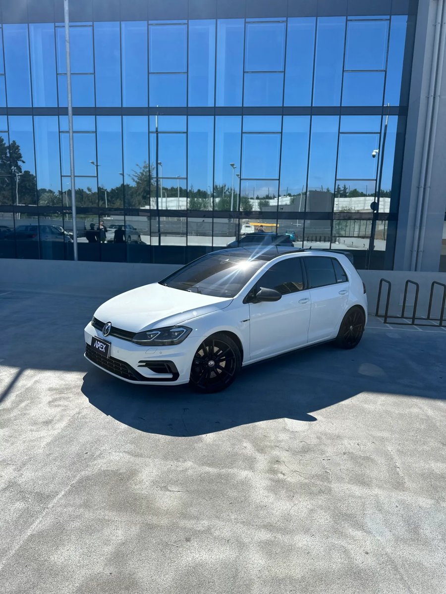 Volkswagen GOLF R  MK 7.5 2019 - Imagen 6 de 13