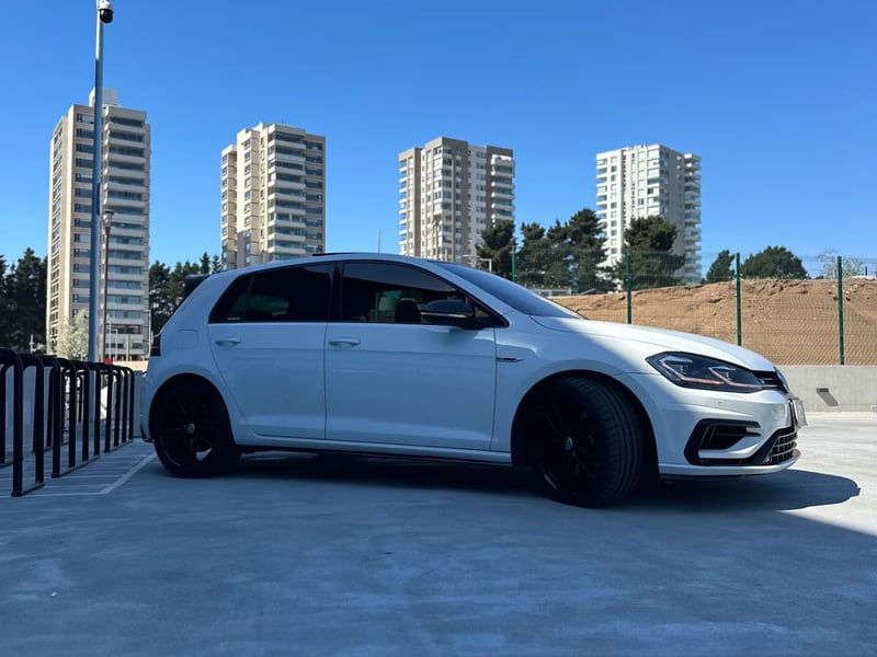 Volkswagen GOLF R  MK 7.5 2019 - Imagen 9 de 13