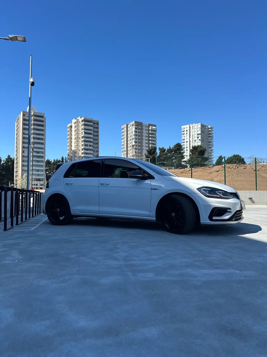 Volkswagen GOLF R  MK 7.5 2019 - Imagen 9 de 13