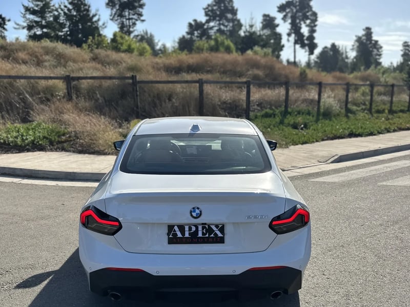 BMW 2.0 Dynamic Coupé 2024 - Imagen 7 de 13