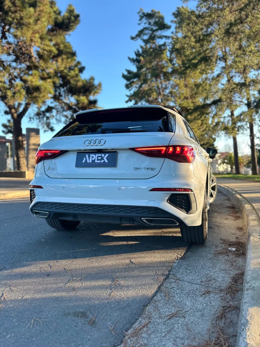 Audi A3 Sportback 35 TFSI SLINE 2022 - Imagen 12 de 15