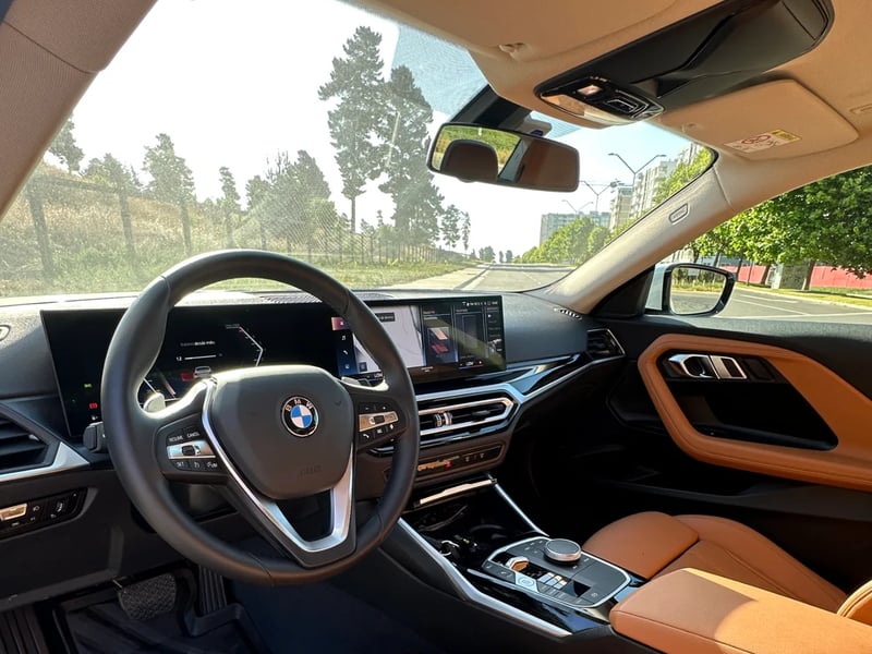 BMW 2.0 Dynamic Coupé 2024 - Imagen 10 de 13