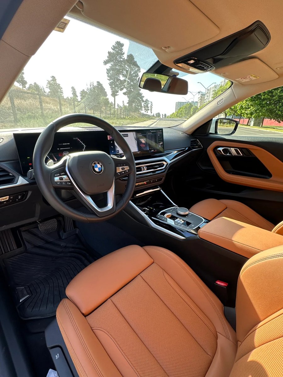 BMW 2.0 Dynamic Coupé 2024 - Imagen 10 de 13