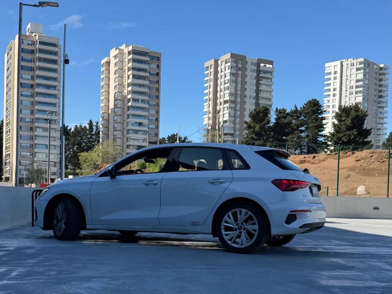 Audi A3 TFSI 35 SPORTBACK 2022 - Imagen 7 de 12